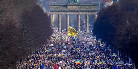 Понад 100 тисяч людей вийшли на марш солідарності з Україною у Берліні