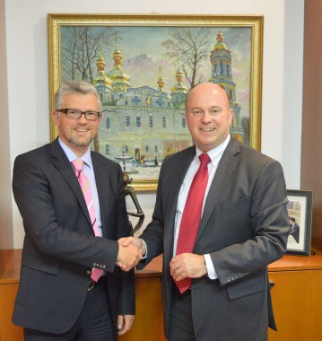 Bundesbeauftragter Koschyk trifft ukrainischen Botschafter Melnyk