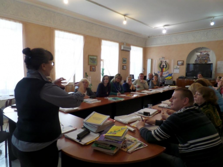 Gesamtukrainisches BIZ-Seminar zur Spracharbeit